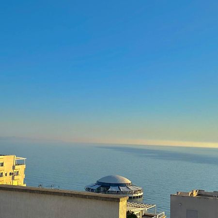 Prestige Apartament Sea View Durres Bagian luar foto