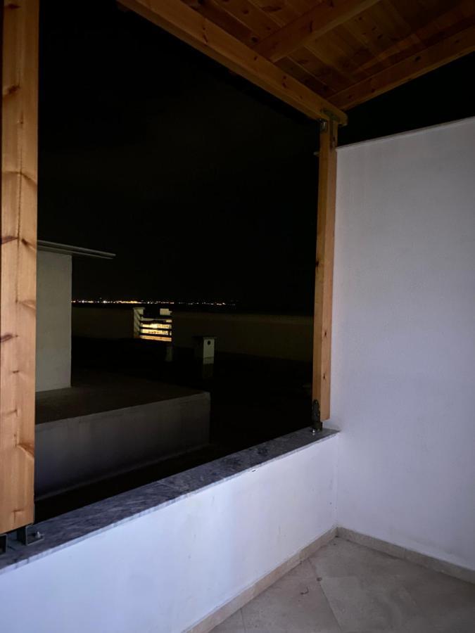 Prestige Apartament Sea View Durres Bagian luar foto