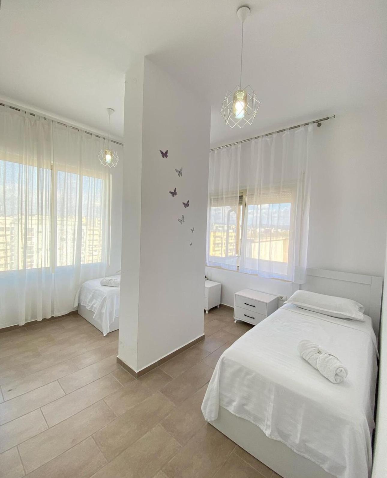 Prestige Apartament Sea View Durres Bagian luar foto