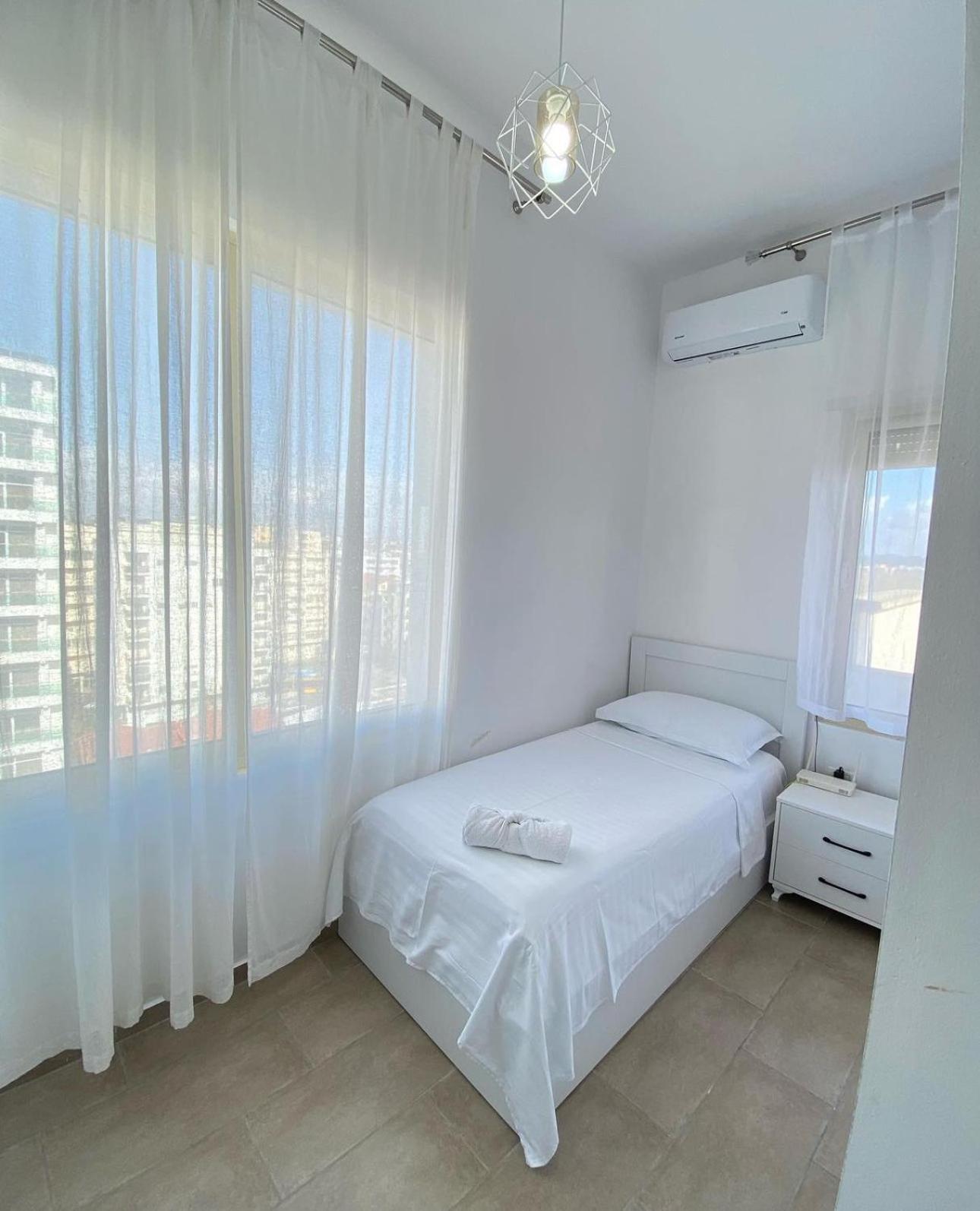 Prestige Apartament Sea View Durres Bagian luar foto